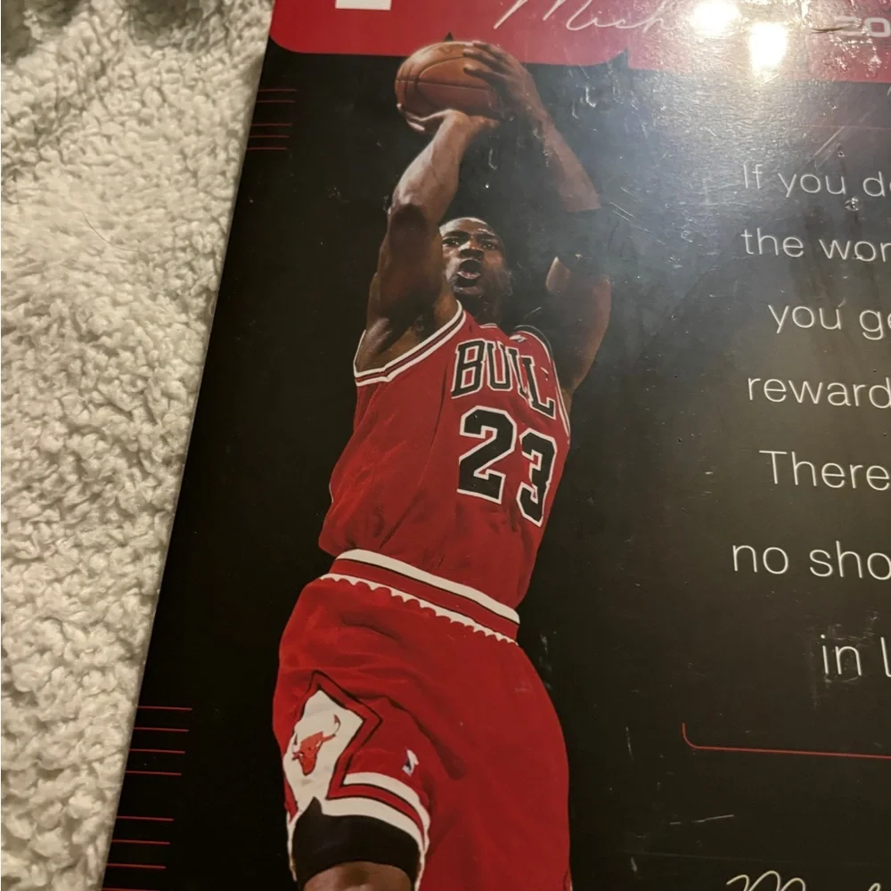 Michael Jordan Inspirational 16 month 2025 Calendar.